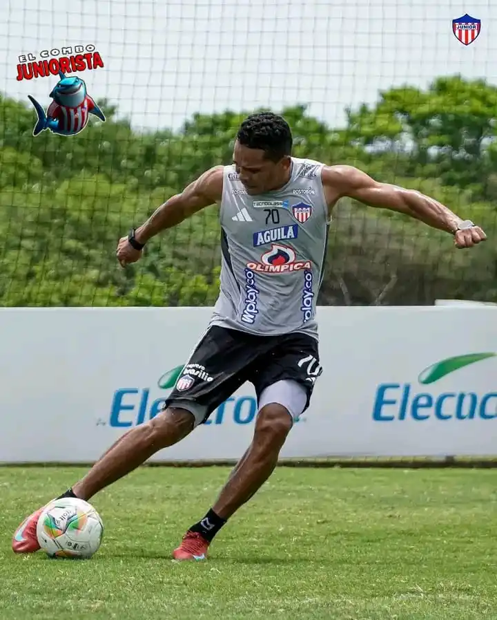 Image from El Combo Juniorista 💪🏻🦈🇦🇹♥️: 📸| ¡ÚLTIMO ENTRENAMIENTO PREVIO AL ENCUENTRO DE MAÑANA! <a class="te...