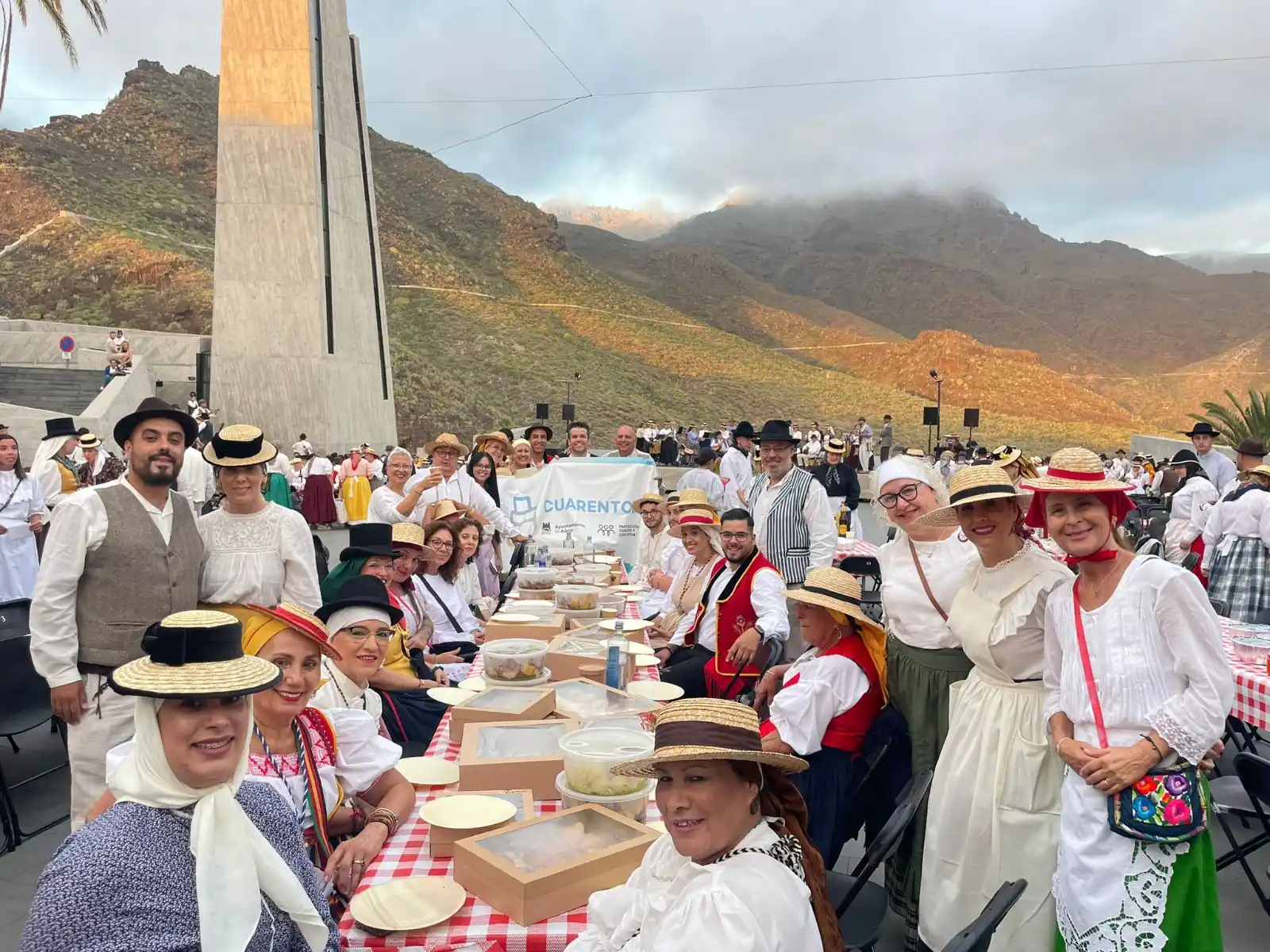 Image from Adeje, espacio de convivencia: 📸✨ *¡Ya están disponibles las fotos de Cuarentour con las Tradiciones...