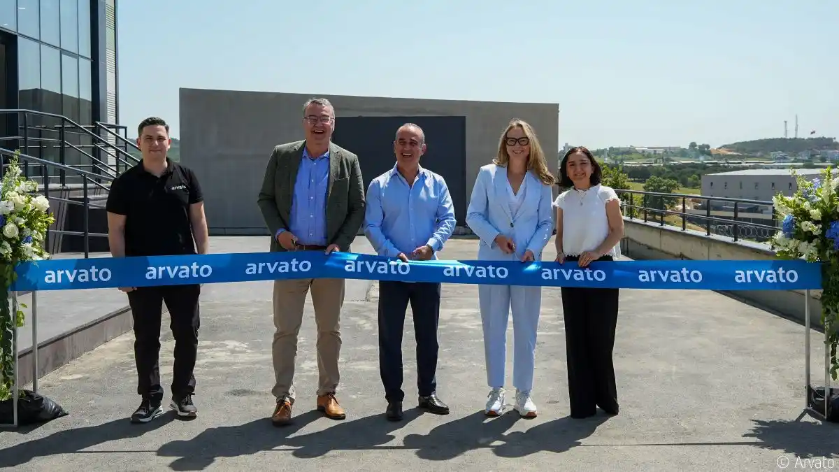 Image from Bertelsmann : Einen guten Start ins Wochenende mit euren Bertelsmann News 📰 🏭 *A...