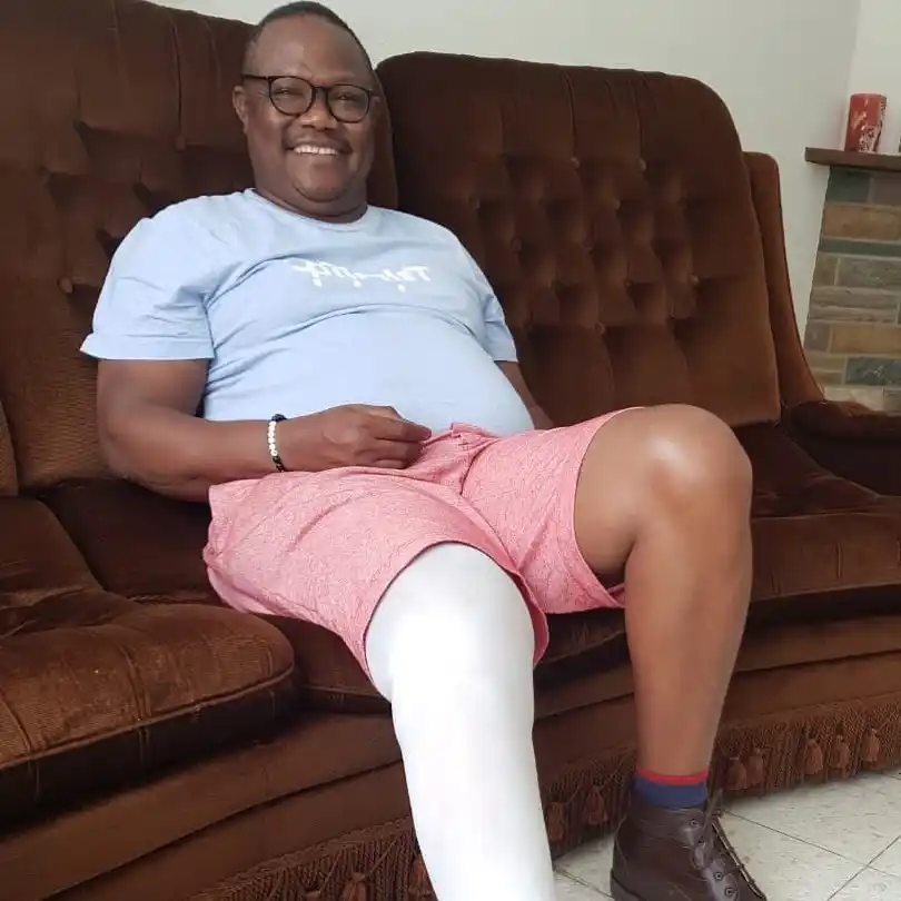 Image from Samawati Safari: Mnamo tarehe 7 Septemba 2017, akiwa njiani kurejea nyumbani baada ya s...