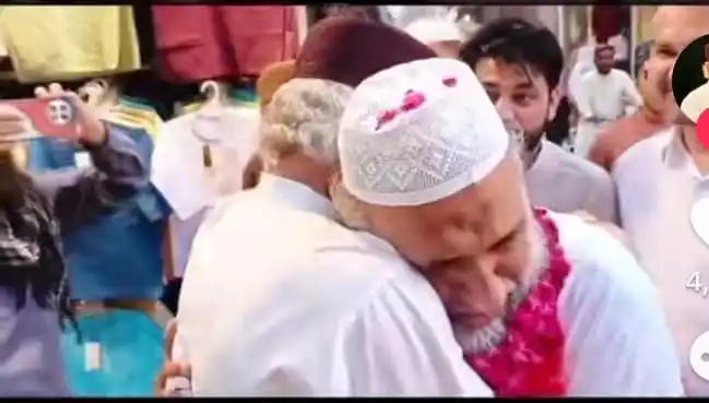 Image from 𝗙𝗔𝗡'𝗦 𝗢𝗙 𝗠𝗢𝗟𝗔𝗡𝗔 😘❤️: *25 سال اور 7 مہینے طویل مدت کے بعد رہائ* سپـــاہ صحا بہ کے مرکزی رہ...