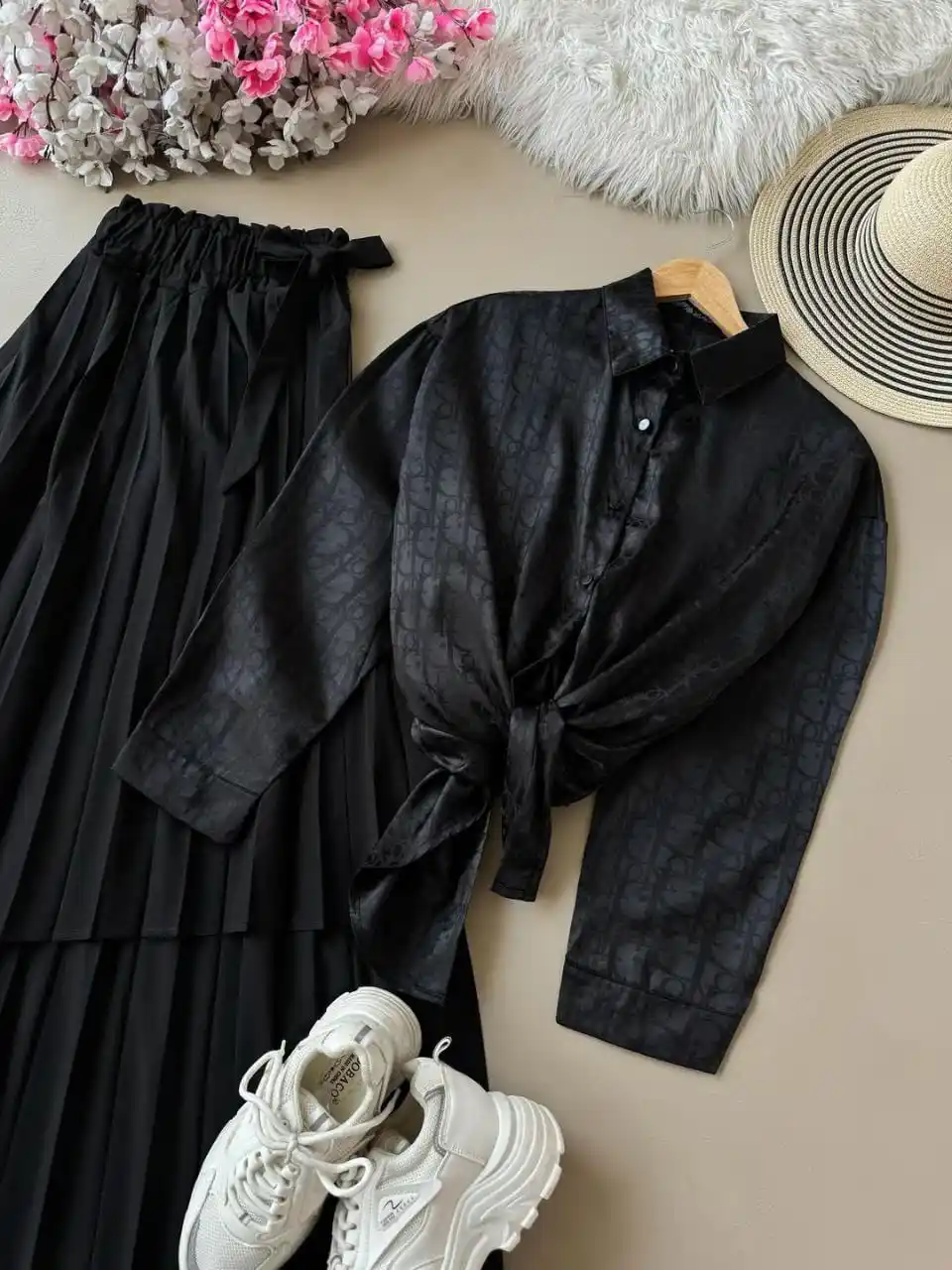 Image from متجر زهره🛍️للملابس👗: 🧿﷽ وعلى الله توكلنا 🧿 لا تعلن الخطوات اعلن الوصول🫰🏻🚶 جديدنا لاين...