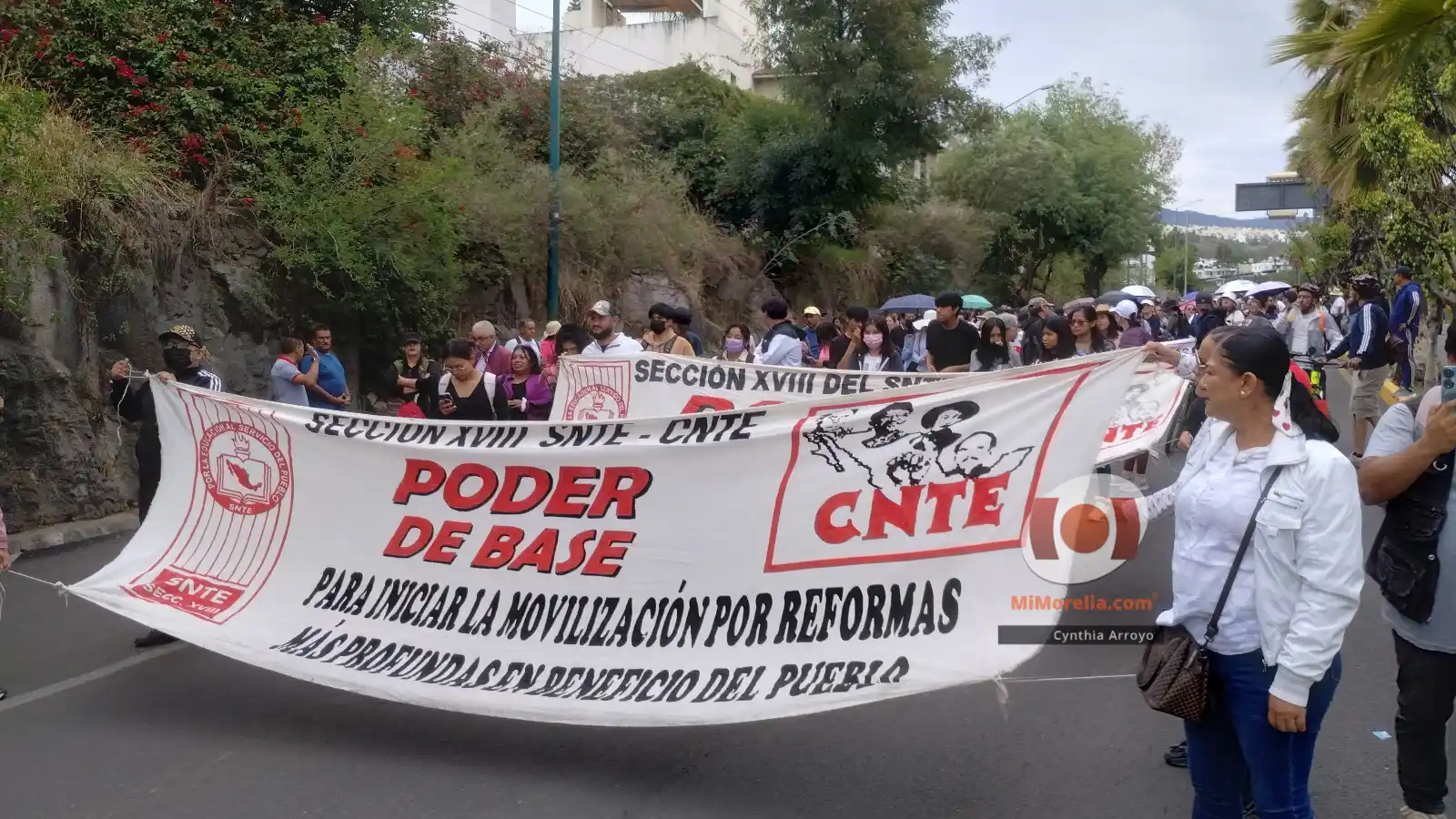 Image from MiMorelia.com Noticias: *Inicia marcha de la CNTE desde Casa Michoacán rumbo al centro de More...