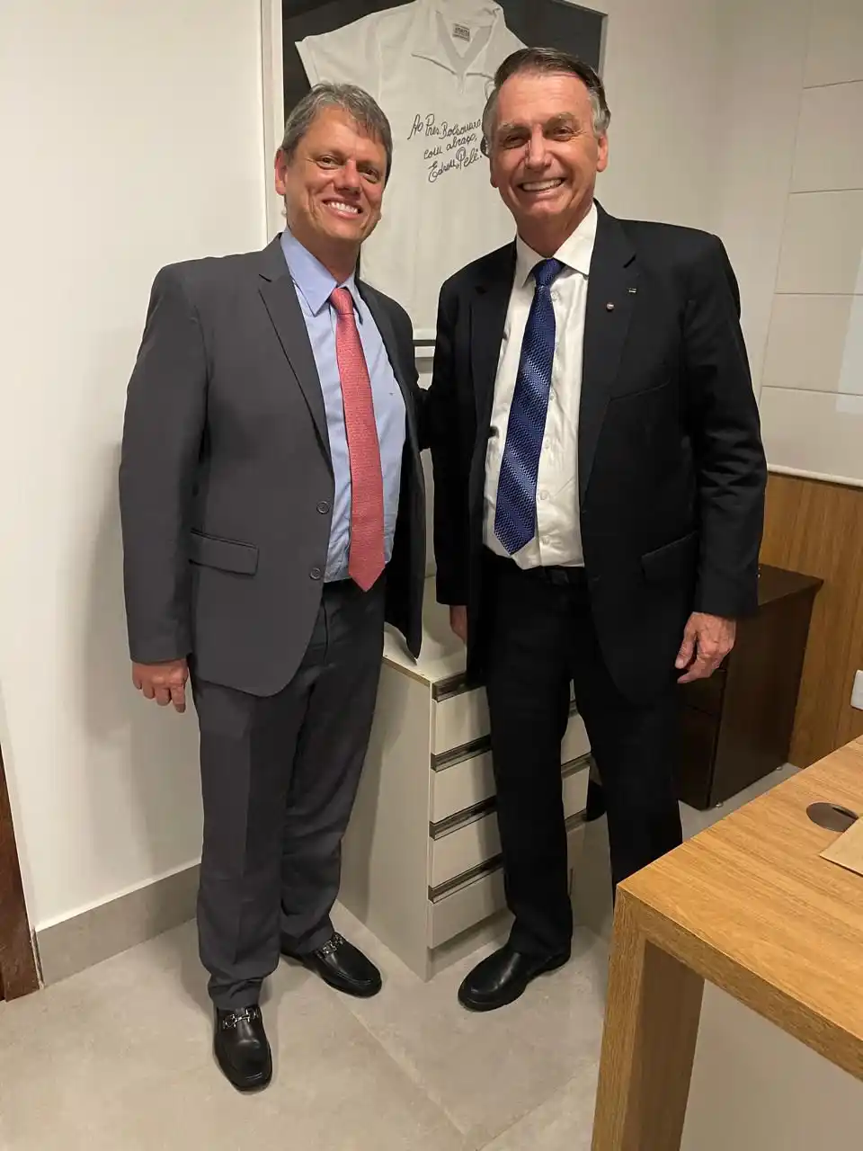 Tarcísio de Freitas post