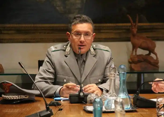 Image from AostaSera.it: *Rivelazione di segreto istruttorio, assolto il Comandante della fores...