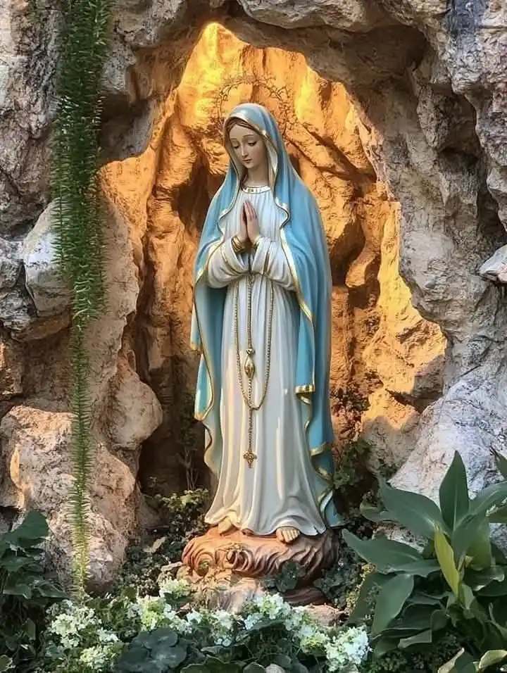 Image from DIVINE RETREAT UPDATES AND PRAYERS: _*WORD FOR THE DAY*_ _TOPIC: *GO TO CALVARY, JESUS AND MARY ARE WAI...