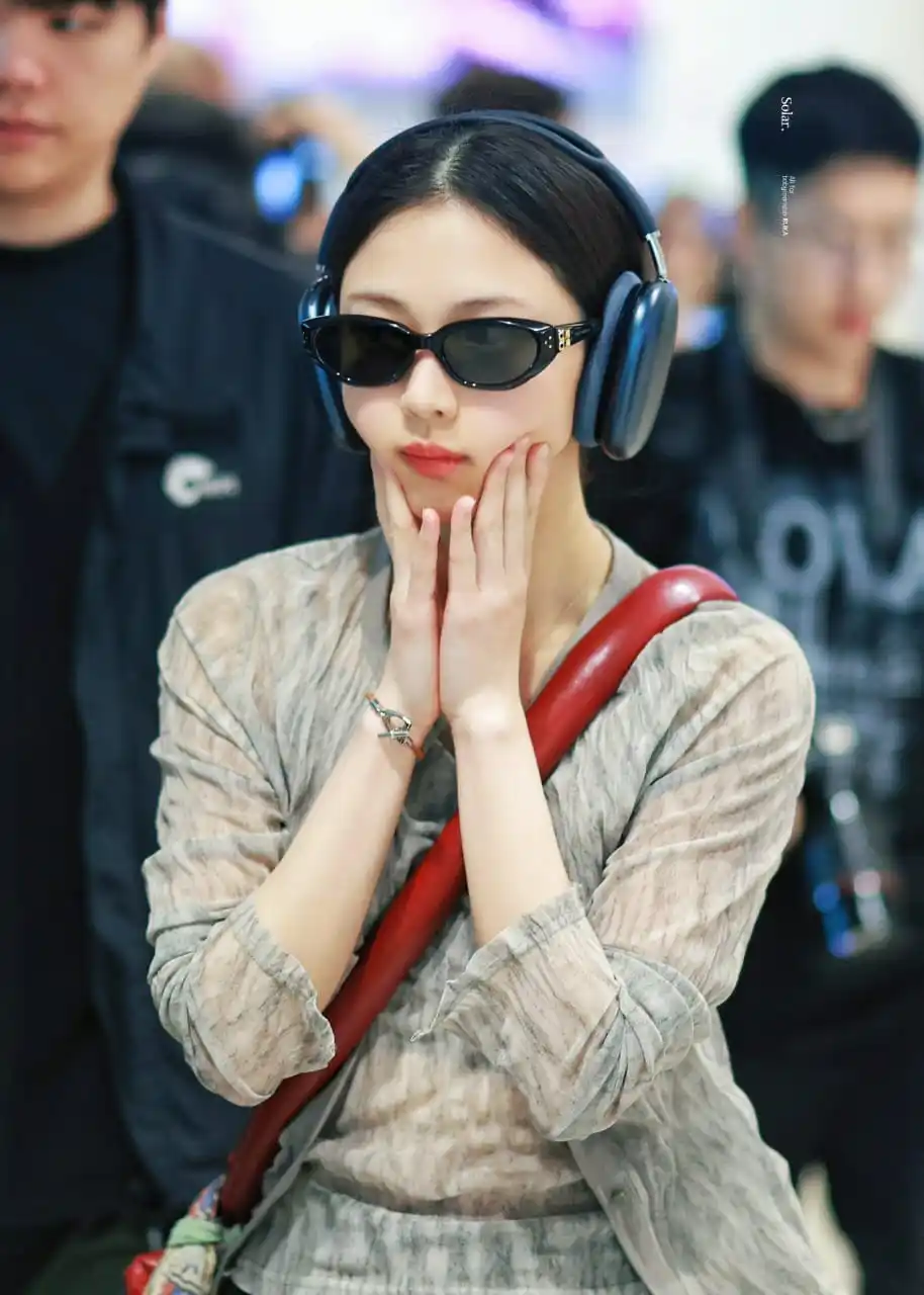 Image from rukafyi | Slow Update: 250519 - RUKA has arrived at ICN airport 🥰 Have a good rest, ruru 🤍...