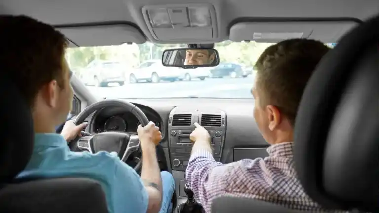 Image from CADENA COPE: Esta es la velocidad a la que tienes que conducir 🚘 para ahorrar un 3...