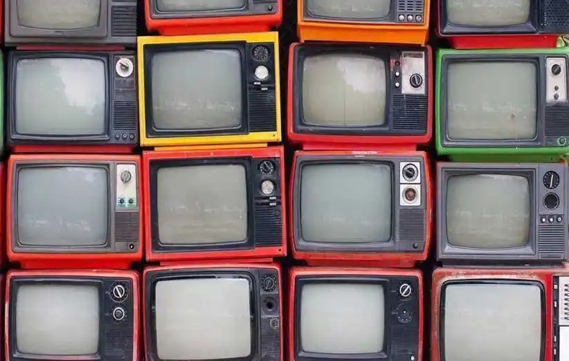 Image from خبر بابل: 📺 فیلمهای سینمایی امروز تلویزیون 🔹«چمدان» ساعت ۱۳:۰۰ از شبکه نمایش...