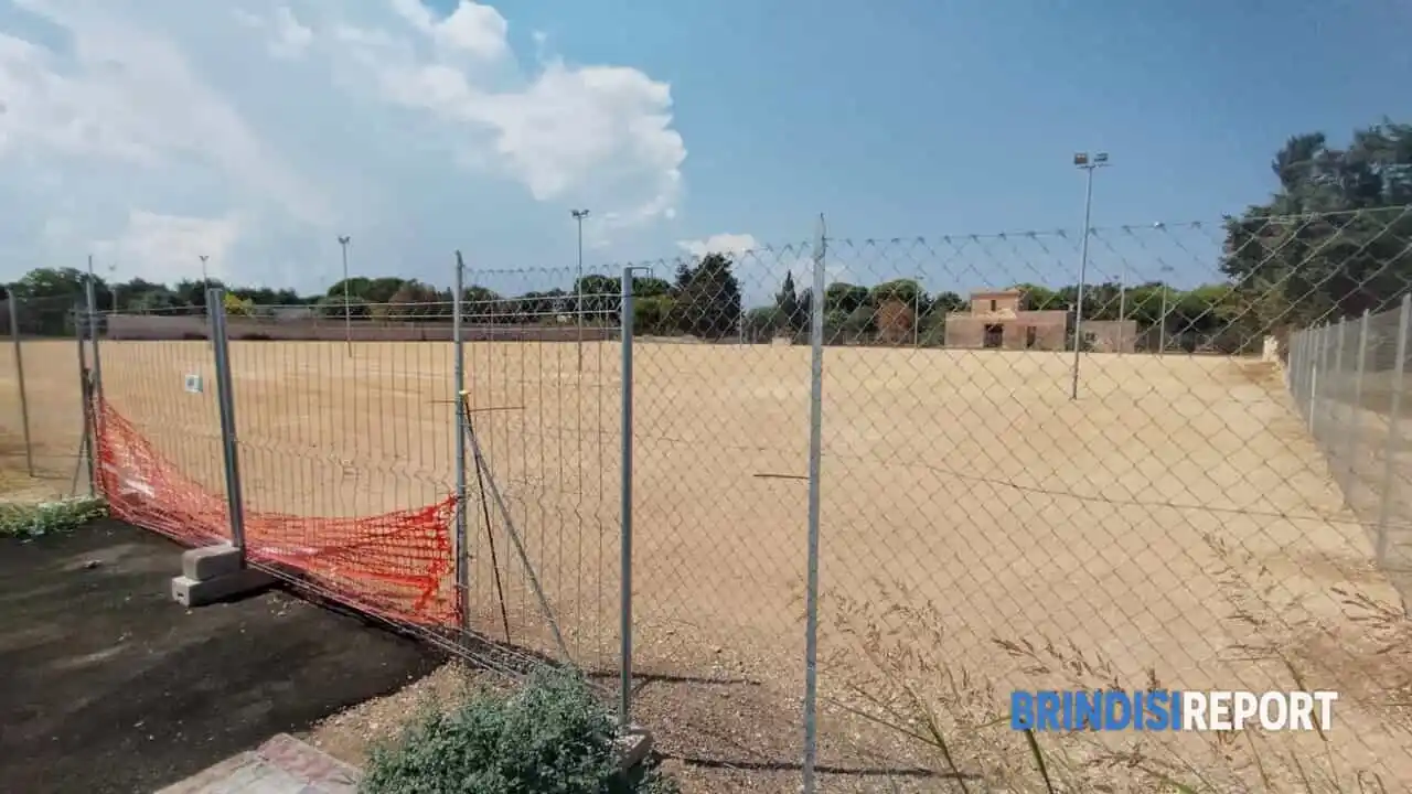 Image from BrindisiReport.it: Nuovo parcheggio aeroporto, proprietario terreno dà battaglia: “Delibe...