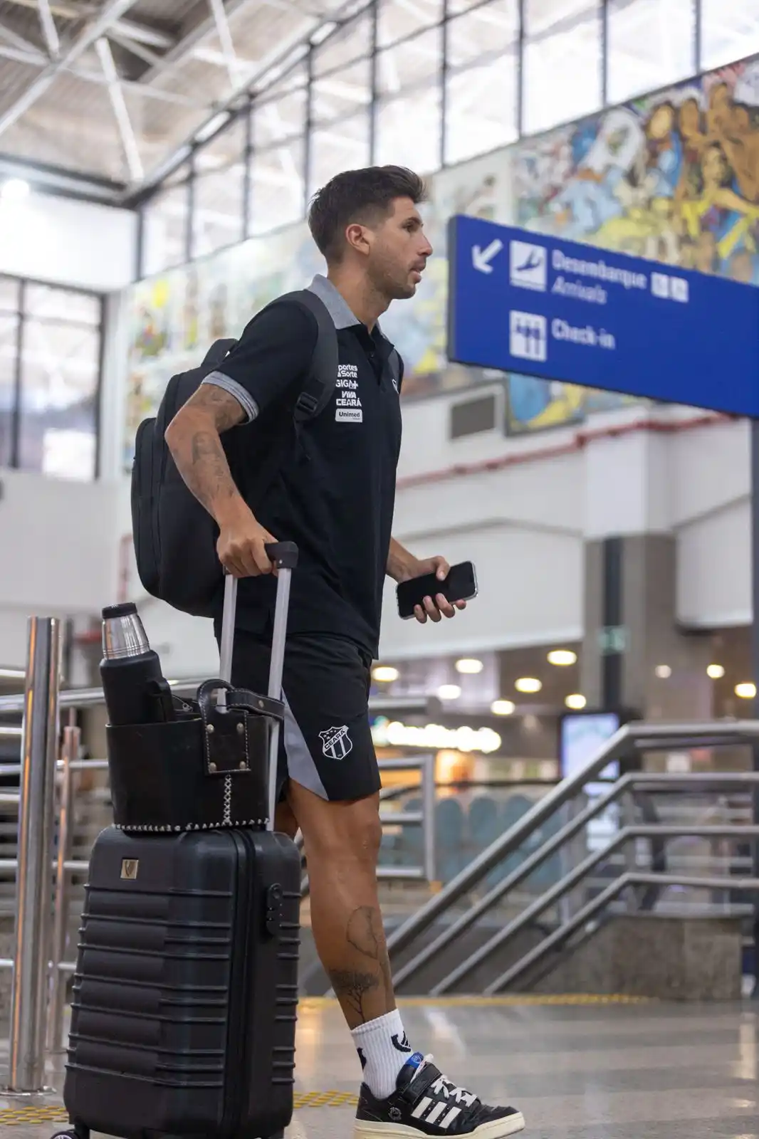 Image from Ceará Sporting Club: https://www.instagram.com/p/DKj1opQMzFP/ Partiu, MA. VAMOS! ✈️ 📸 Fe...