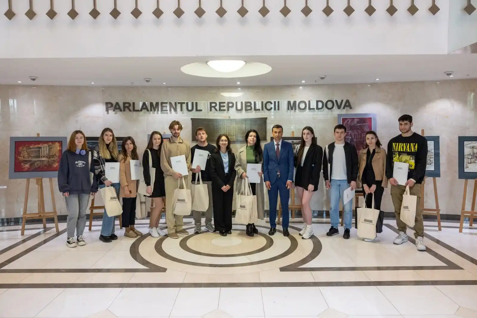 Parlamentul Republicii Moldova post