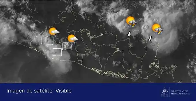Image from Ministerio de Medio Ambiente El Salvador: Se registran lluvias en los alrededores de la cordillera Apaneca-Ilama...