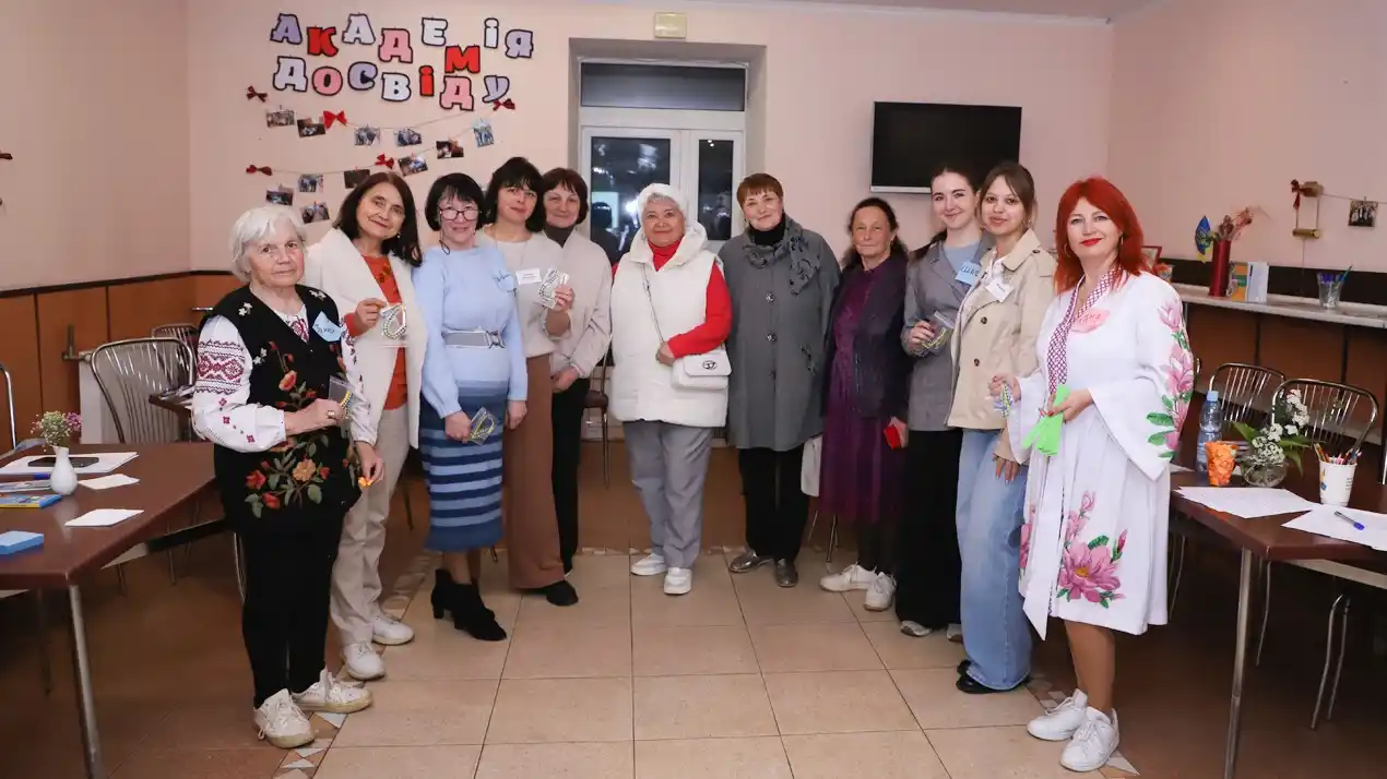 Image from Чернівецький національний університет імені Юрія Федьковича: 18 травня в НКП «Академія досвіду» *відбувся захід «Як подолати самотн...