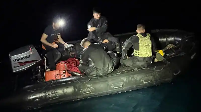 Image from Jornal Algarve Marafado: Mergulhadores da Marinha treinam a inativação de engenhos explosivos n...