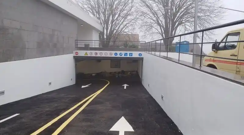 Image from Jornal Algarve Marafado: Parque subterrâneo onde arderam carros em 2018 reabre após obras de re...