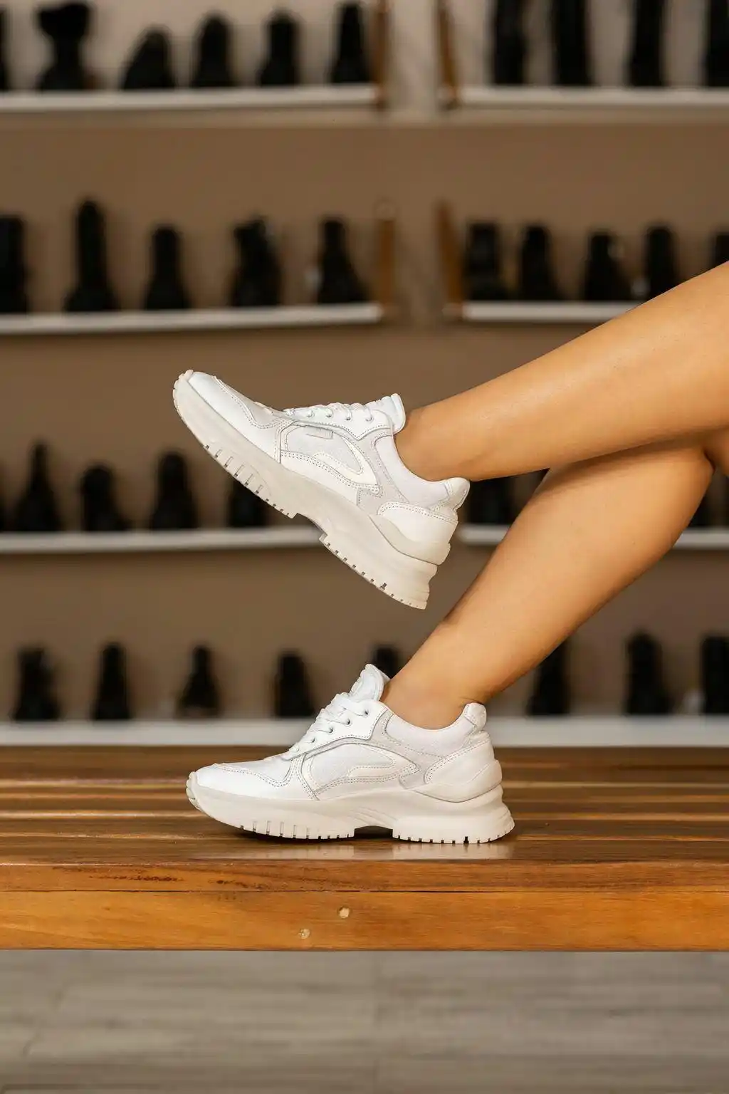 Image from ALUCINNA🧡: Me acaba de contar un pajarito 🐥que tenemos las zapas de _*URBAN COW*...