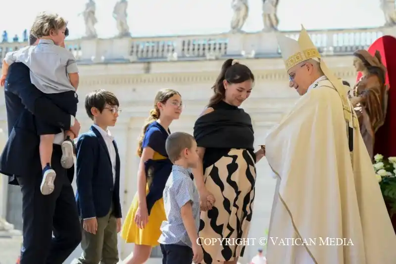 Image from Parrocchie Lacchiarella: Perciò vi incoraggio ad essere, per i vostri figli, *esempi di coerenz...