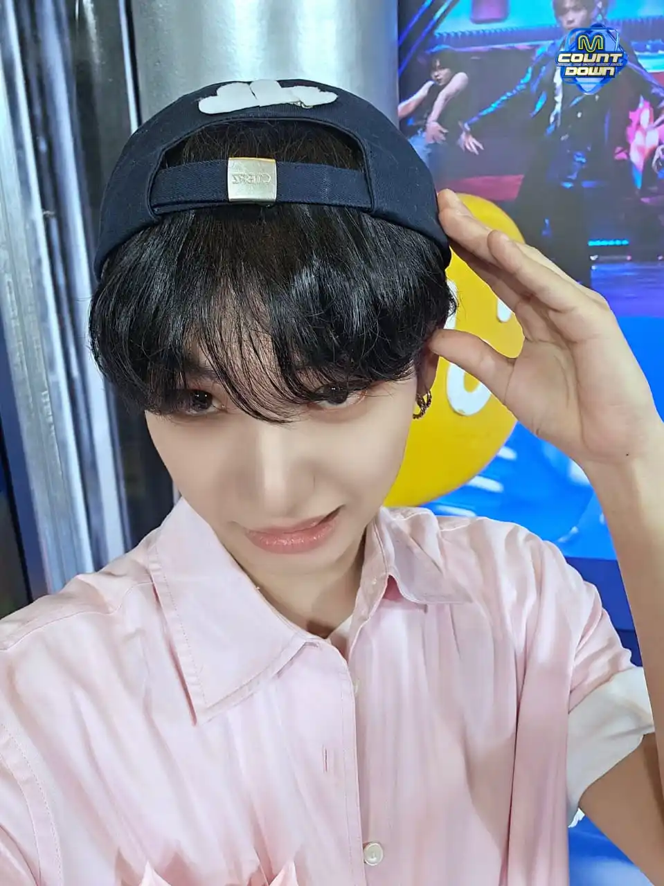 Image from πππππππππππ ππππππ: β΄κ° 250612 || @MnetMcountdown (π) Twitter Update κ±βΆ Part-timer kita g...