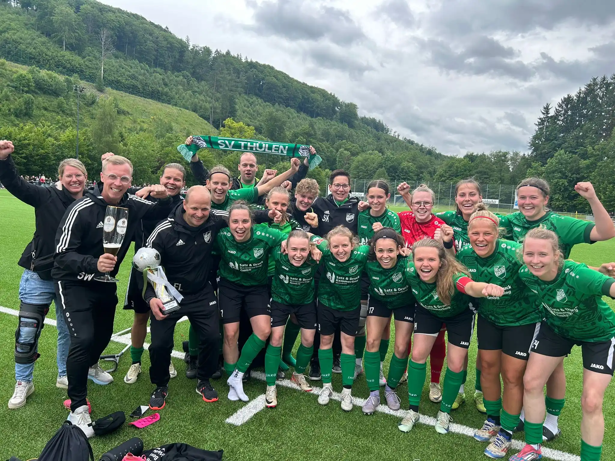 Image from SV Thülen 1920 e.V.: 🏆 SVT-Damen gelingt Titelverteidigung im HSK-Kreispokal!! 🏆 Den Fuß...