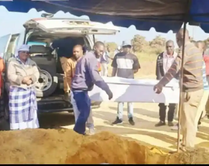 Image from ZimSphere: Burial of Mabelreign Pitbull victim Samuel Machara at Granville Cemete...