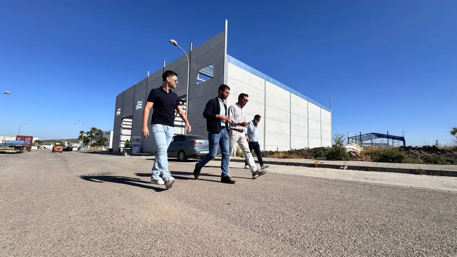 Image from Ayuntamiento de Las Cabezas de San Juan: 🏗️ ¡Más de 4.000 m² en construcción en Las Viñuelas! 🔓 Un año despué...
