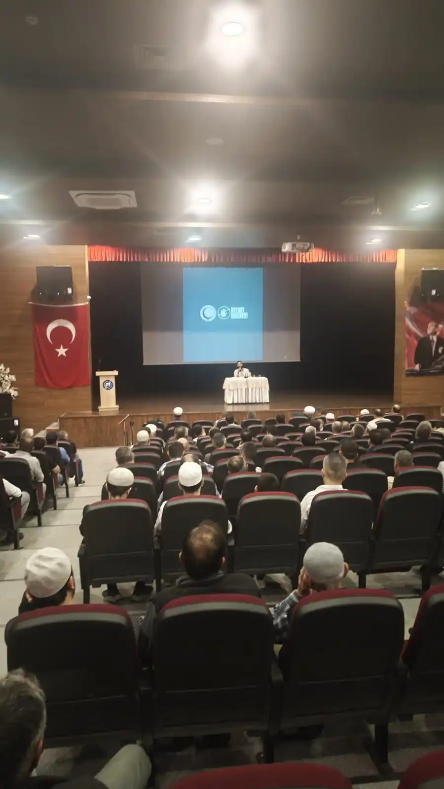 Image from HALİDİ İLİM HİZMET VE YARDIMLAŞMA DERNEĞİ: "Milli ve Manevi Bir Duruş Boykot" programımıza katılarak davete icabe...
