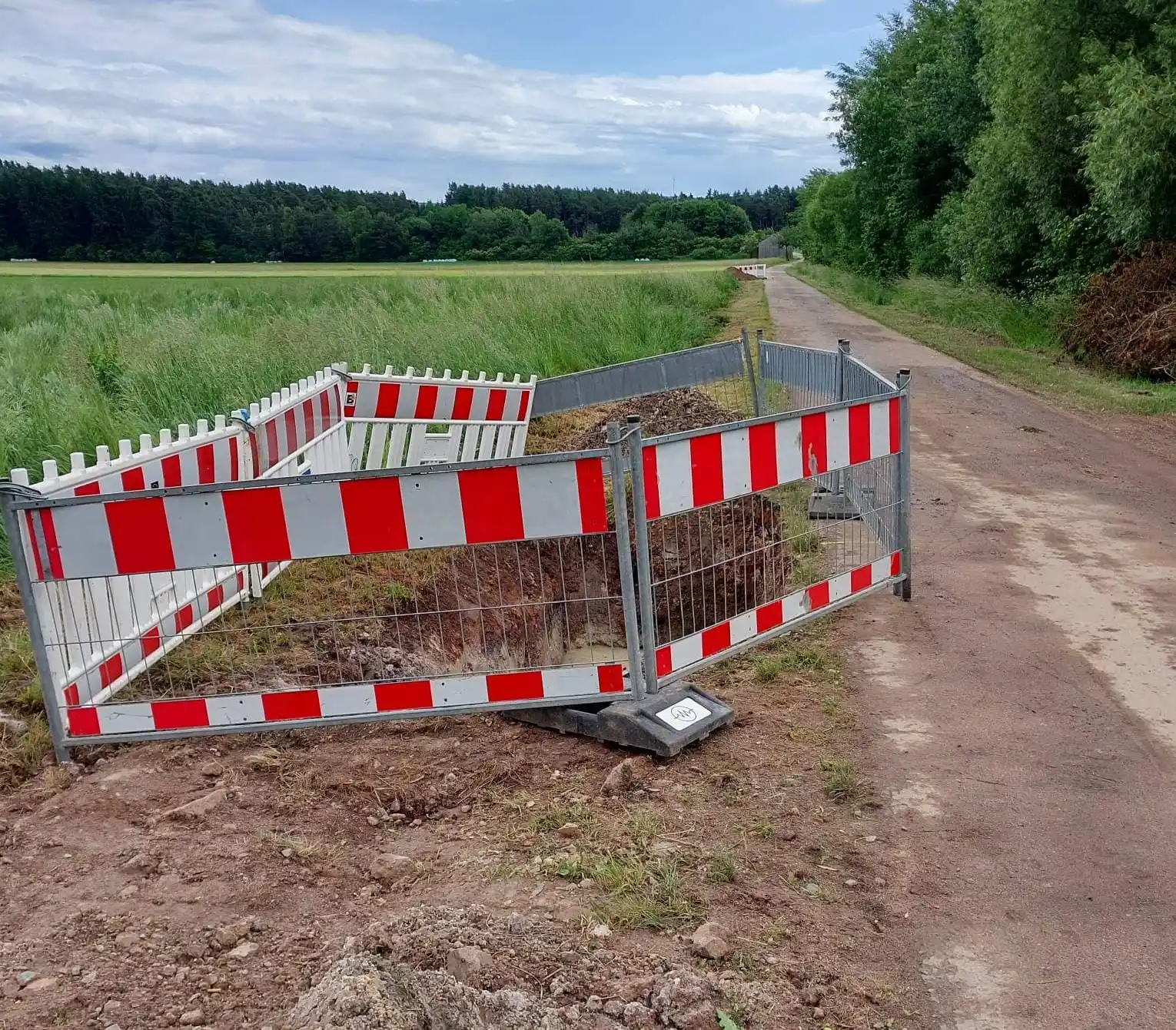 Image from Der Bürgermeister informiert - Aktuelles aus Luhe-Wildenau: ⚠️ Zur Erinnerung: Ab morgen (Dienstag) finden zwischen dem Wasserhaus...