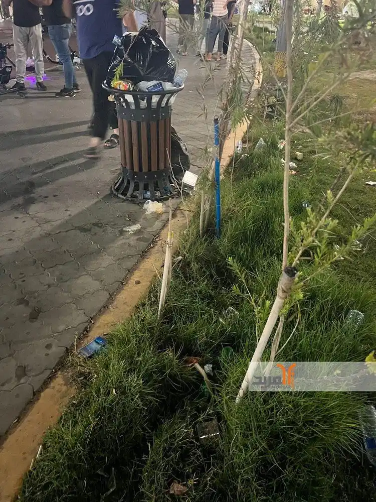 Image from المربد ALMirbad : الاهالي تشكو تكدس النفايات في حدائق الاندلس بالبصرة...