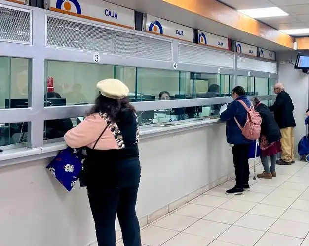 Image from Chillan OnLine: Personas beneficiarias de leyes de reparación de 82 o más años ya pued...