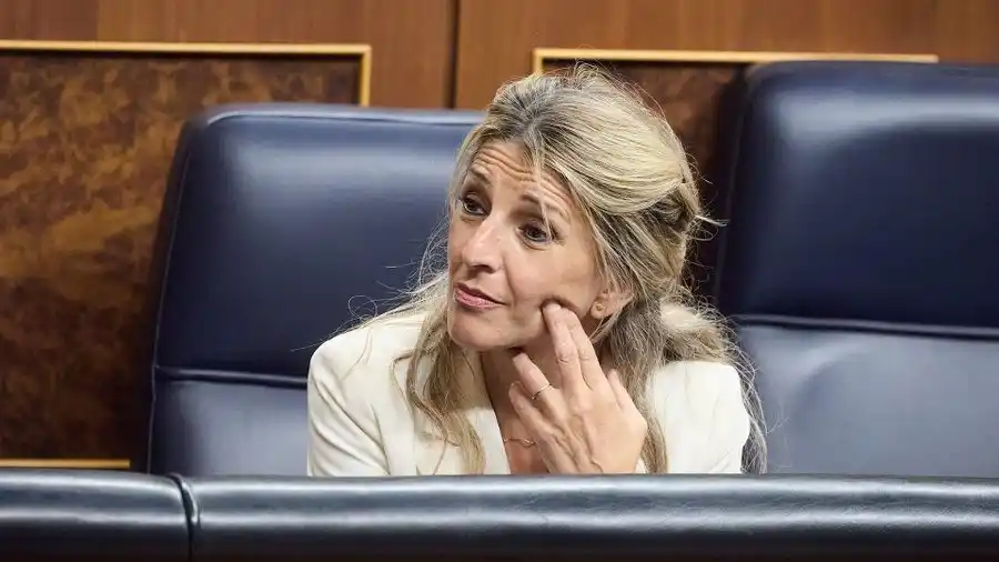 Image from España nos gusta: EL FRACASO DE LA REFORMA LABORAL IZQUIERDISTA Tres años de reforma lab...