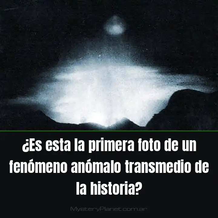 Image from Mystery Planet: En 1974, Pepe Climent logró fotografiar un objeto sobrevolando el mar ...