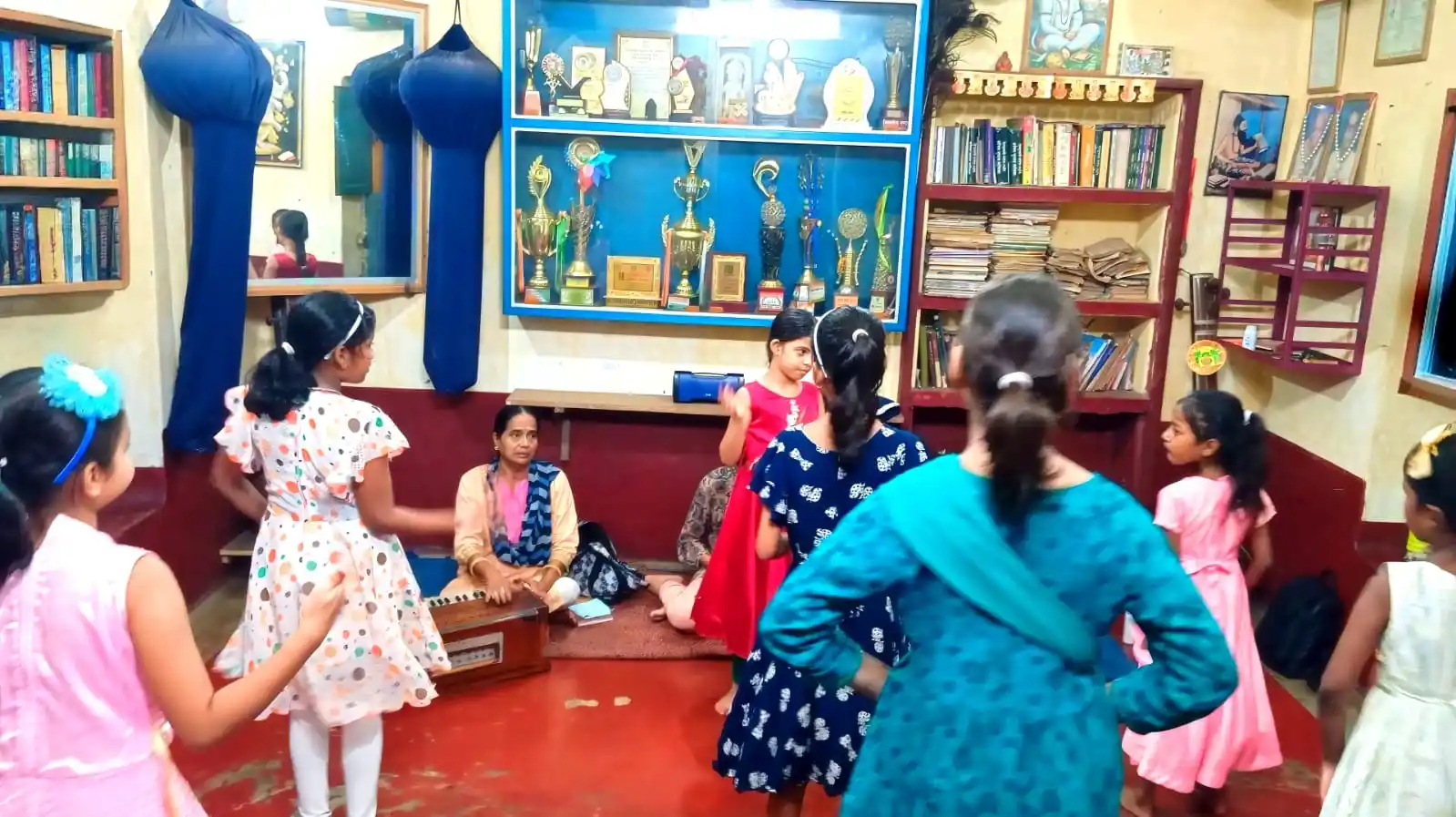 Image from Jharkhand Kala Kendra, Dumka: ━━━━━━━━━━━━━━━ *🩰 Kathak Dance – Regular Class* *For Practical Exam ...