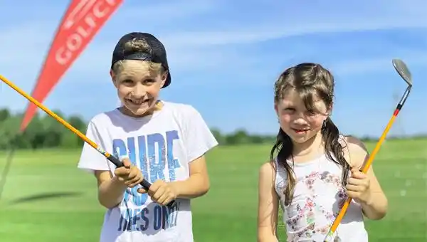 Image from GolfCity Köln Pulheim⛳️: 👧Kindercamps in den Sommerferien - Anmeldung ist freigeschaltet! Kind...