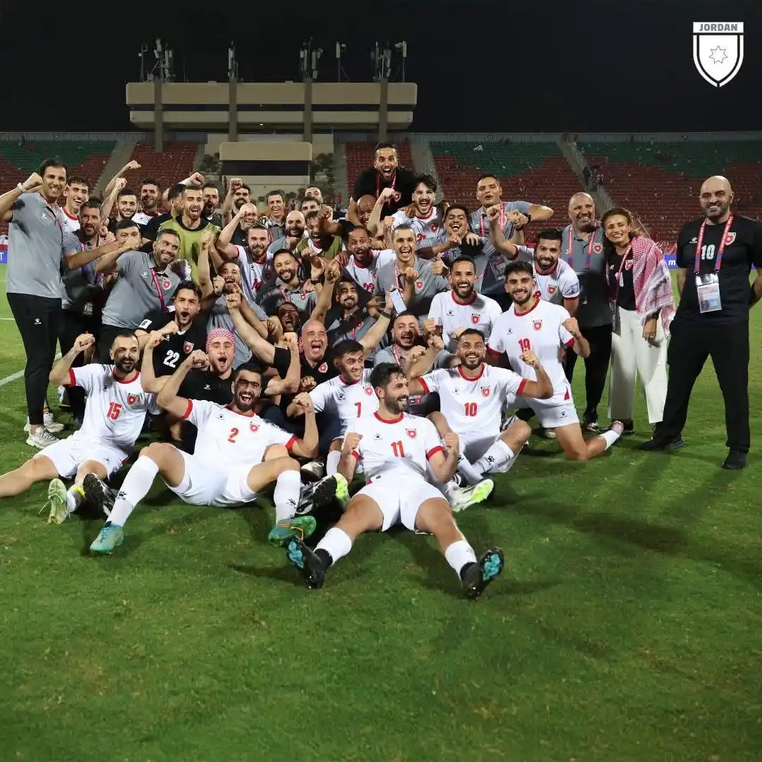 Image from صحيفة الملاعب : شاهد البث المباشر لمواجهة النشامى والمنتخب العراقي .. وتعرف على تشكيلة...