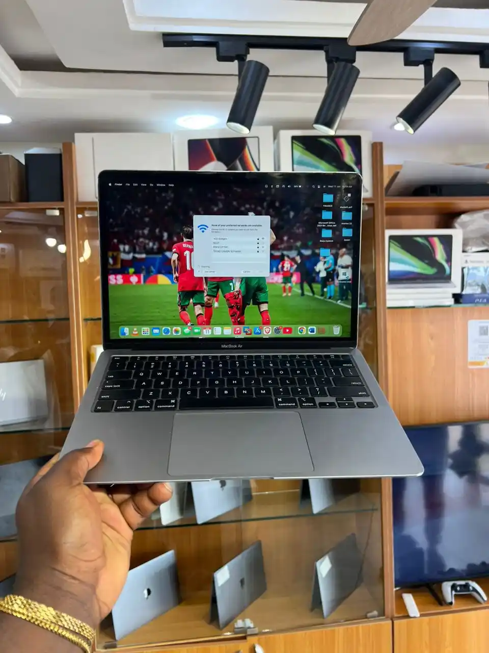Image from KYNCYRIL ENTERPRISE : 2020 MACBOOK AIR INTEL CORE i3 8G 256SSD FINGER PRINT KEYBOARD LIG...