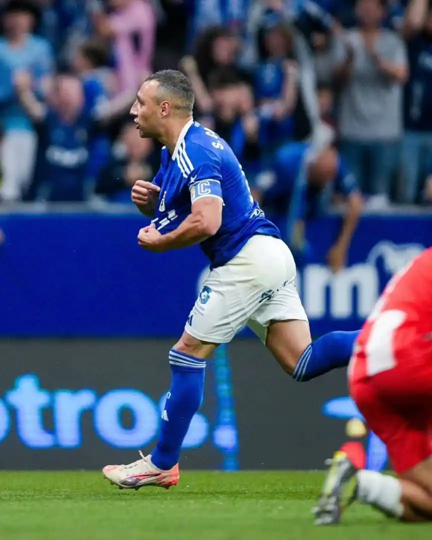 Image from OMG Sports Updates: 40-year-old Santi Cazorla scored a free-kick for his boyhood club Real...