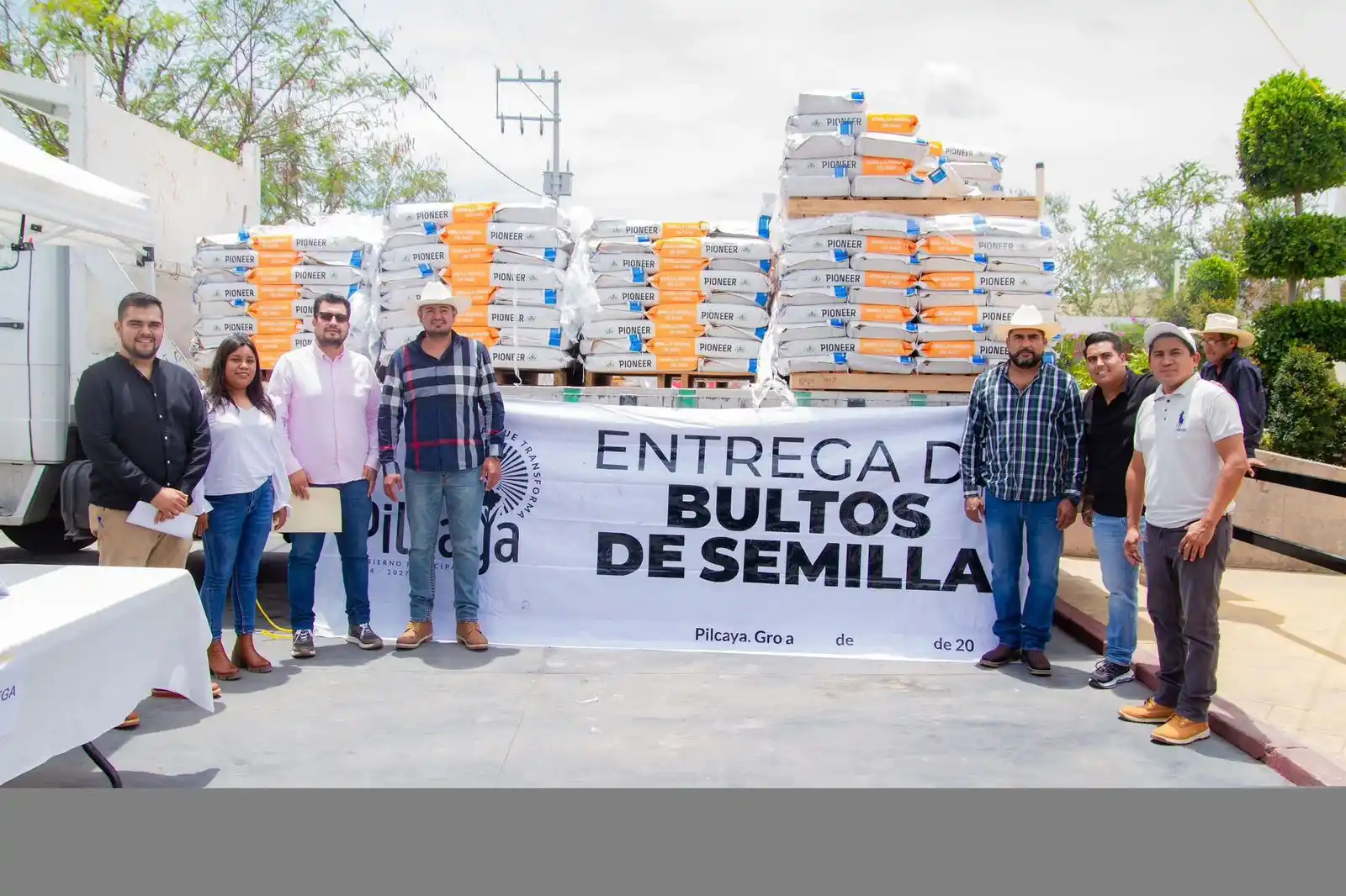 Image from SAGADEGRO: Con el firme propósito de fortalecer el sector agrícola en Guerrero, s...
