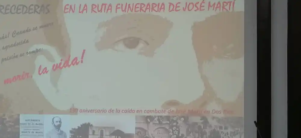 Image from CMKW "RADIO MAMBÍ" 📻🇨🇺: En el histórico Salón de los Vitrales de la Plaza de la Revolución "Ma...