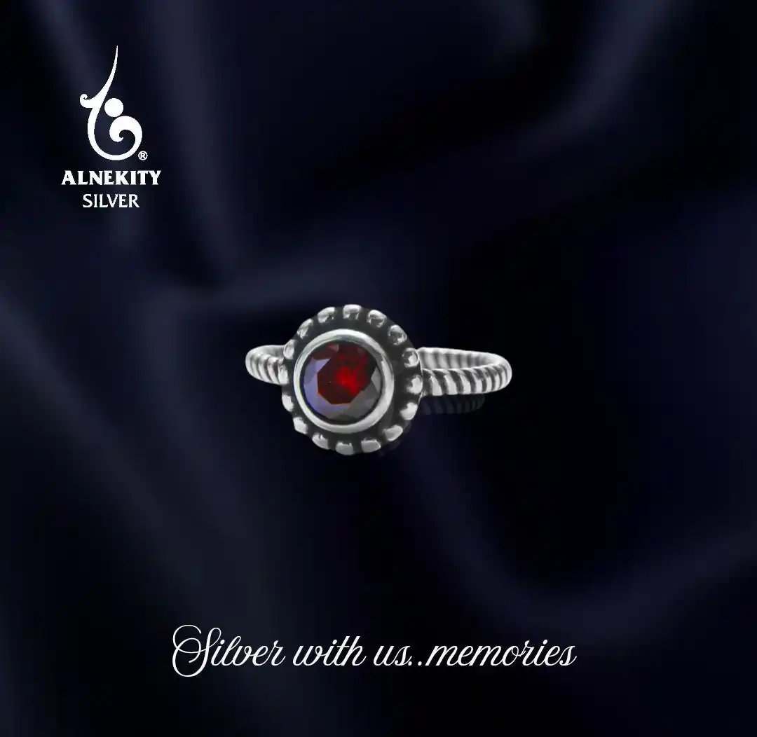 Image from Alnekity Silver: Touch of red, touch of elegance in your Eid outfit 🫰🏼 <a class="tex...