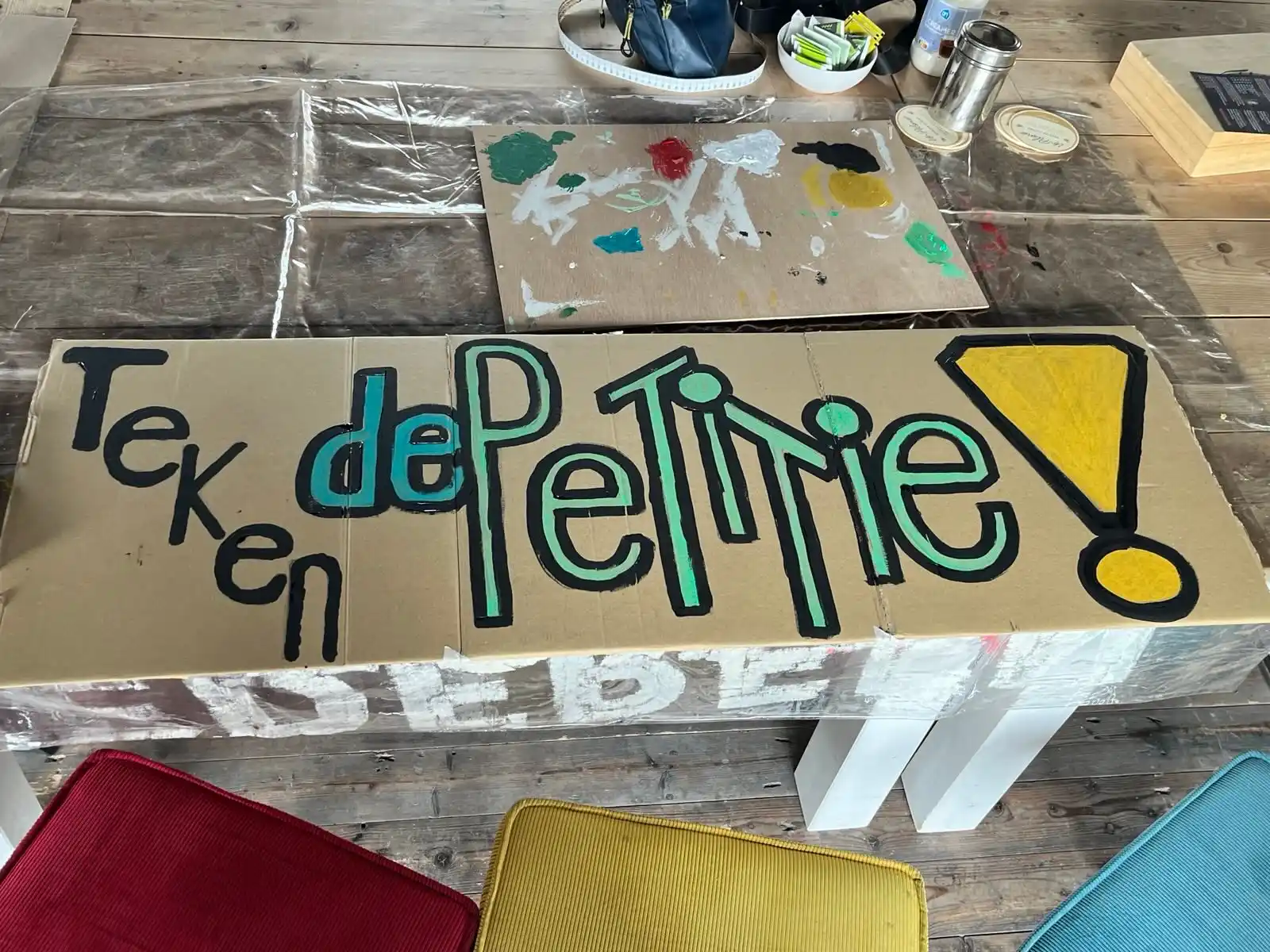 Image from Doorbraak.eu: Vanmiddag hebben leden van de Leidse groep van <a class="text-blue-500...