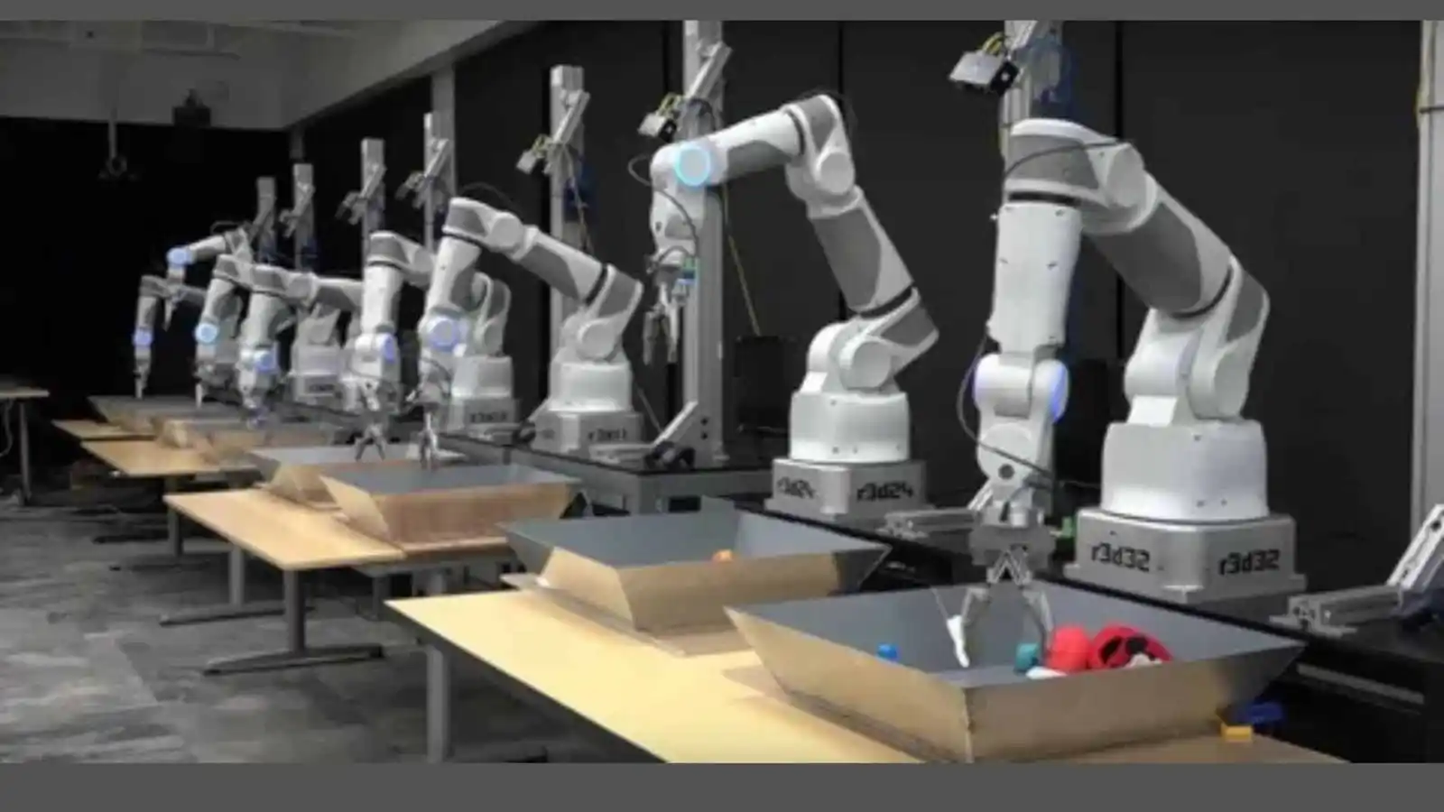Image from “Team CNC India”: GoodRead: Articulated robots set to transform manufacturing futures C...