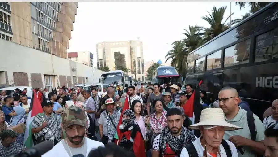 Image from التلفزيون العربي - ليبيا: *حفاوة استقبال بـ ليبيا.. قافلة "الصمود" المغاربية في طريقها إلى حدود ...