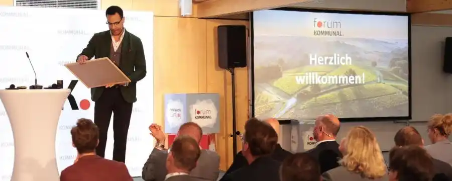 Image from KOMMUNAL : *Kommune rockt!* Halberstadt zeigt, wie es geht: Statt Jammern wird g...