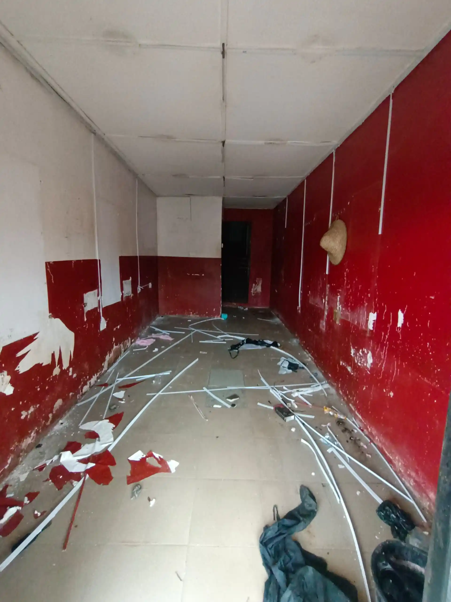 Image from NEGRO GLOBAL HOMES IBADAN.... ALL APARTMENTS 24/7 SURE PLUG IN IBADAN: Letting A shop beside Agbowo, Shoping complex, U.I main gate, Agbowo...