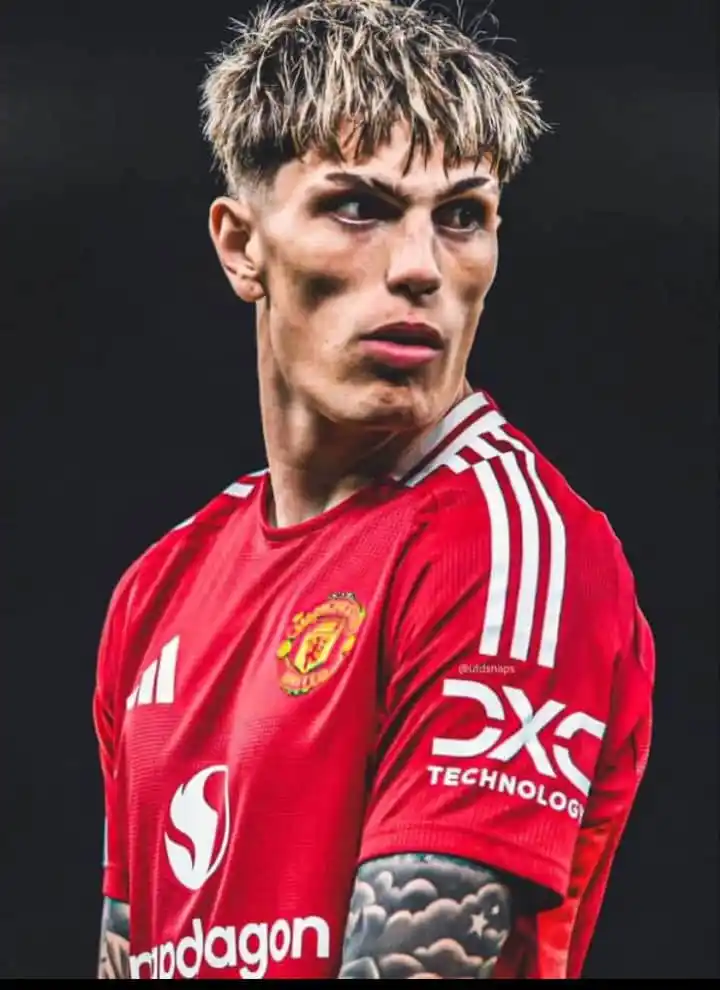 Image from The United Stand: 🔴⚠️ There is no picture of Garnacho in the new kit yet 🤔 > NAS...