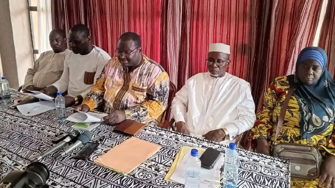 Image from Minute.bf: *CNEI-BF : Des acteurs interdisent Salifou Nikiema de parler en leur n...