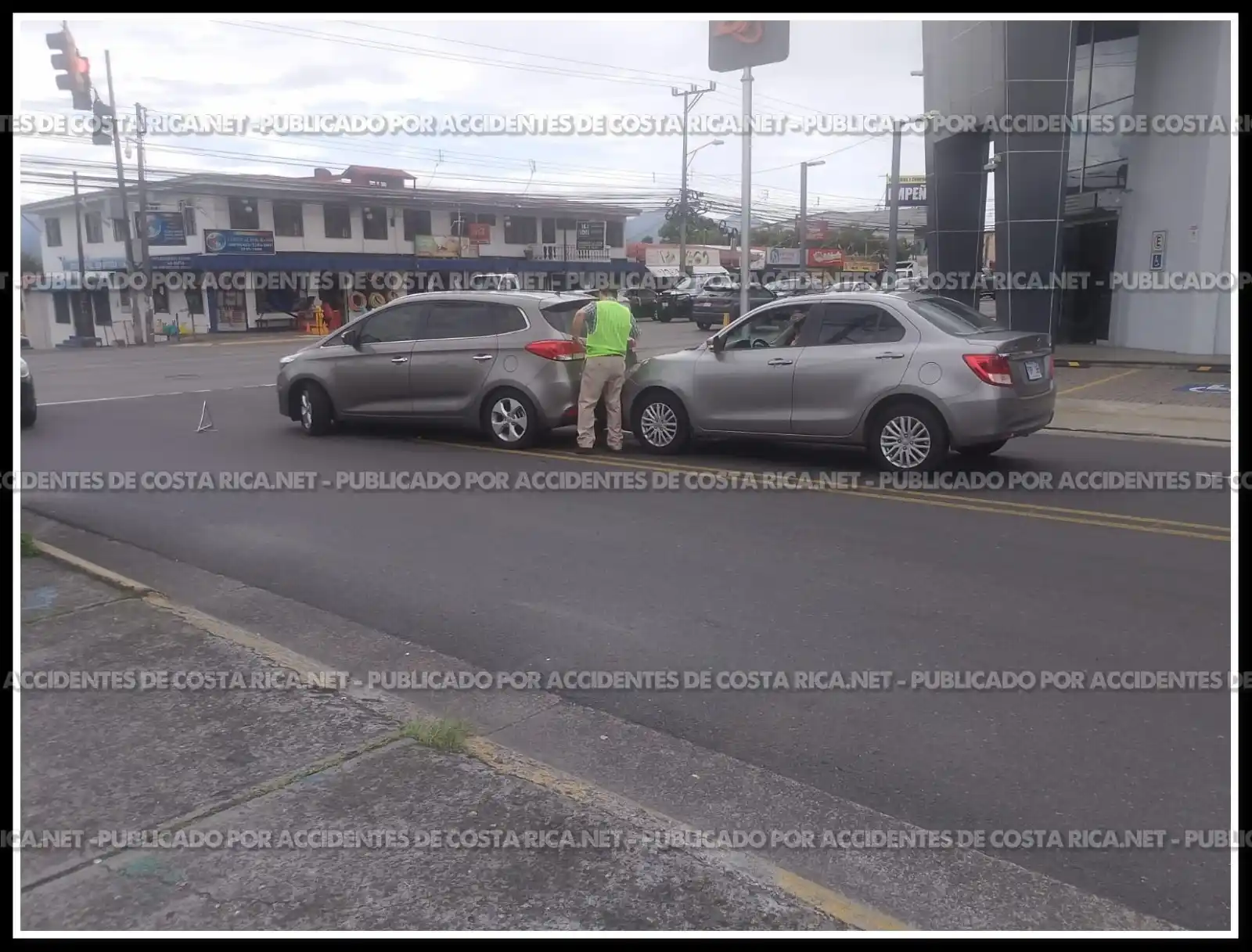 Image from Accidentes de Costa Rica .Net: Guadalupe, Goicoechea, El Alto, frente al Banco Popular. Colision de ...
