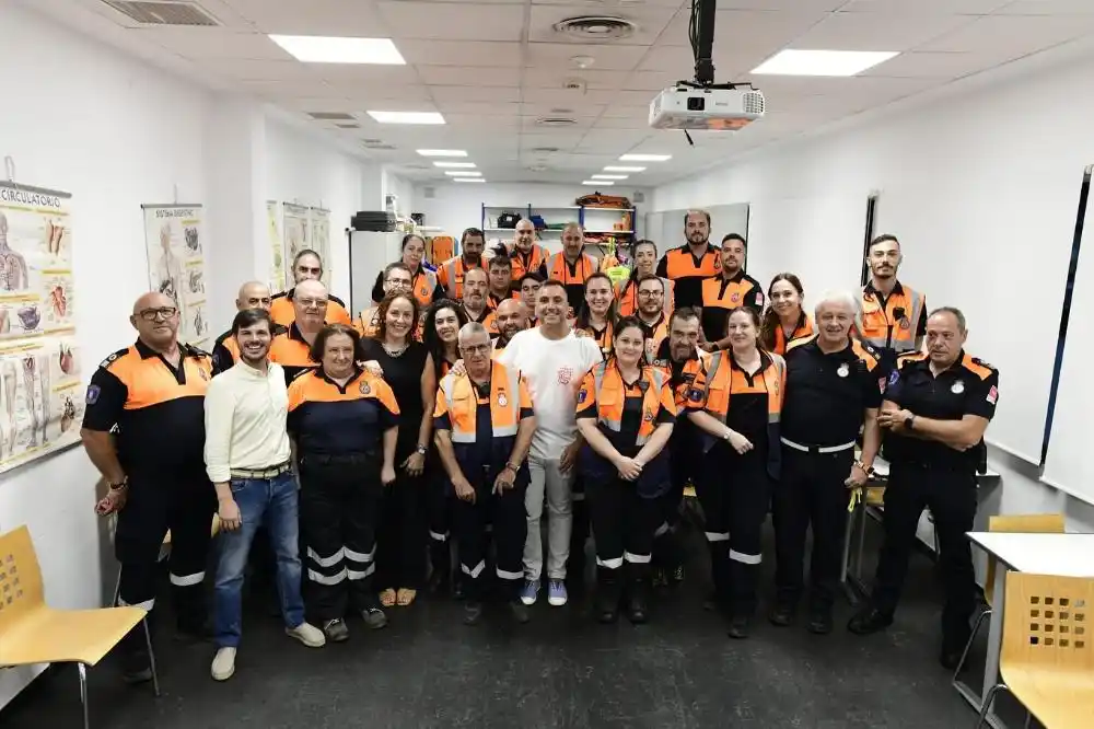 Image from Ayuntamiento de San Sebastián de los Reyes: 🎊 Los voluntarios de Protección Civil serán los pregoneros de las Fie...