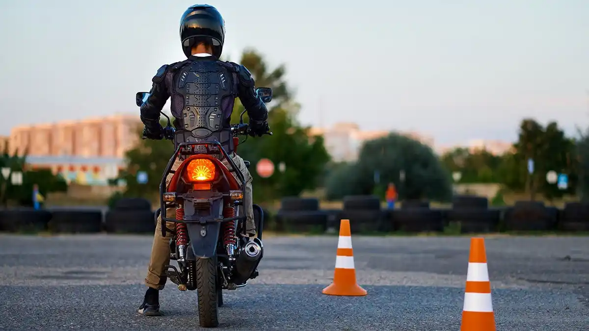 Image from CRC 89.1: *Motociclistas al frente: feria de Seguridad Vial trae charlas, sorteo...